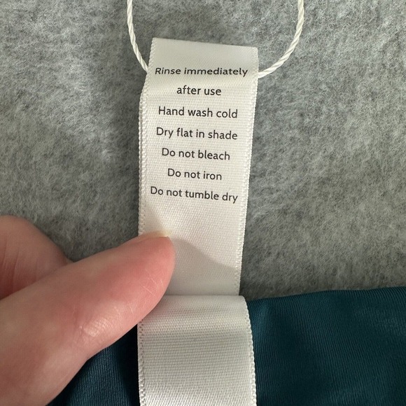 Andie Swimwear The Skirt Bottom Women Sz Small Full Seat Low Leg Cut Modest NEW - Picture 9 of 13